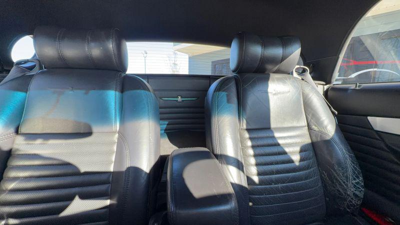 2002 Ford Thunderbird Base