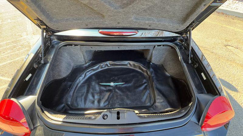 2002 Ford Thunderbird Base