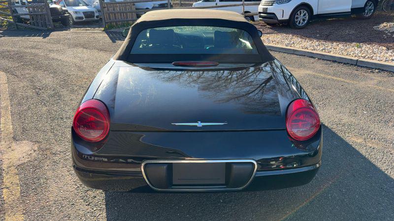 2002 Ford Thunderbird Base