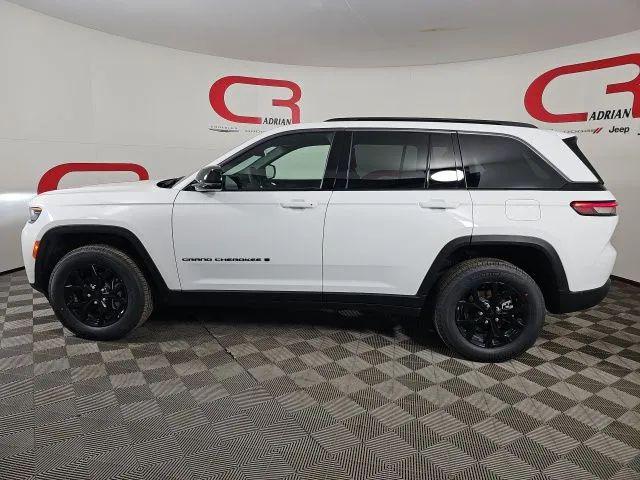2026 Jeep Grand Cherokee Altitude 4x4