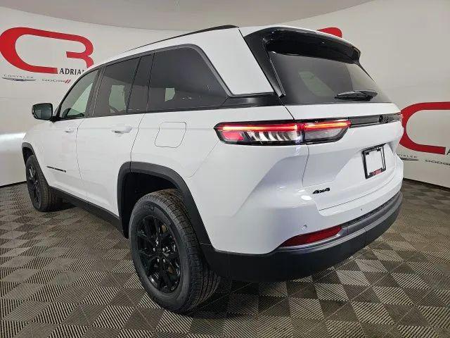 2026 Jeep Grand Cherokee Altitude 4x4