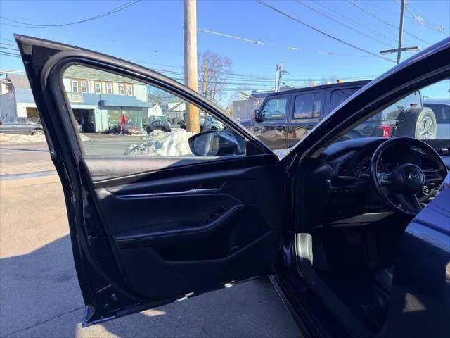 2021 Mazda Mazda3 Select