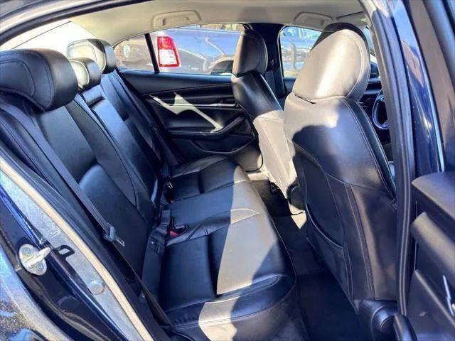 2021 Mazda Mazda3 Select