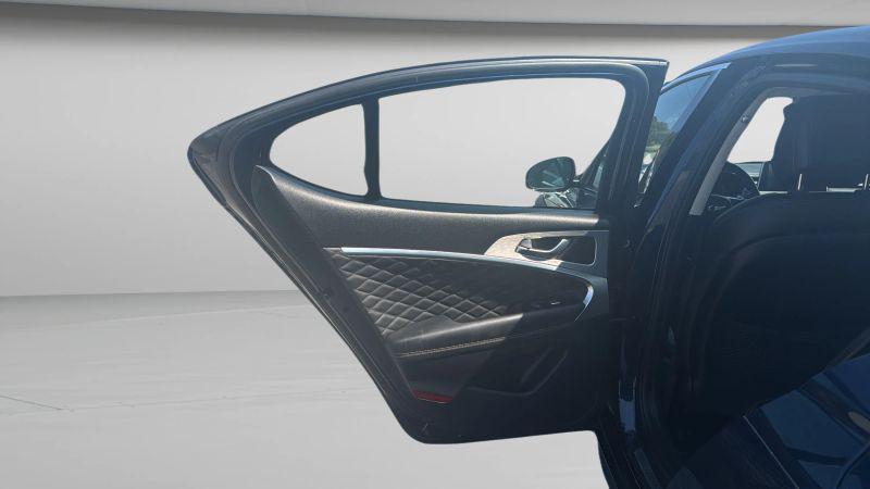 2019 Genesis G70 2.0T Advanced