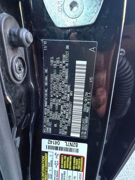 2011 Toyota Sequoia Platinum 5.7L V8