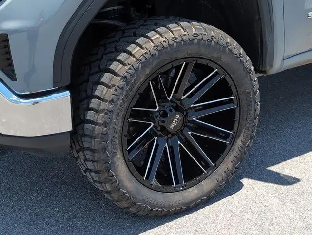2024 GMC Sierra 1500 4WD Regular Cab Standard Box Pro