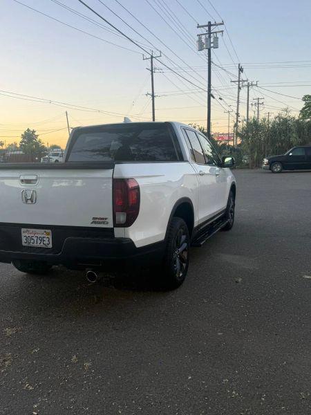 2021 Honda Ridgeline AWD Sport