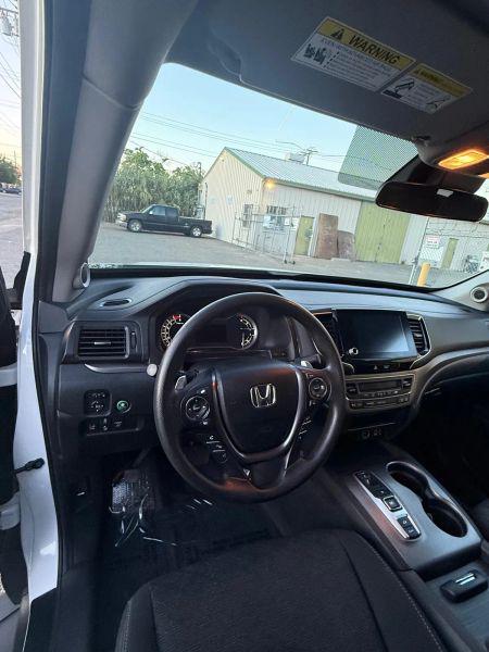 2021 Honda Ridgeline AWD Sport