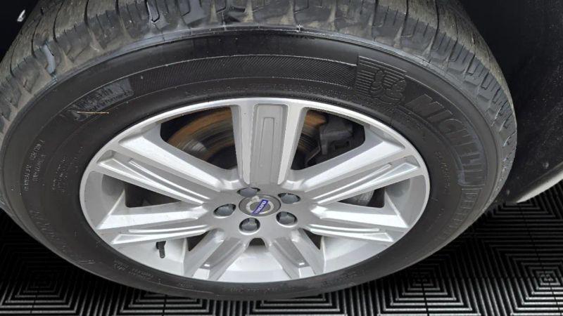 2017 Volvo XC60 T5 Inscription