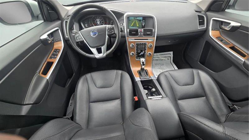 2017 Volvo XC60 T5 Inscription