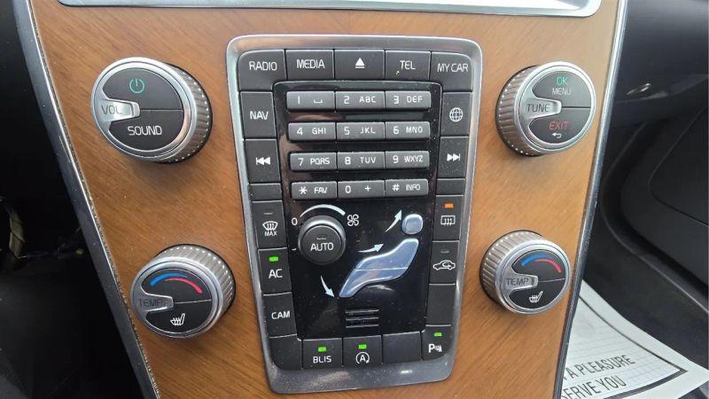 2017 Volvo XC60 T5 Inscription