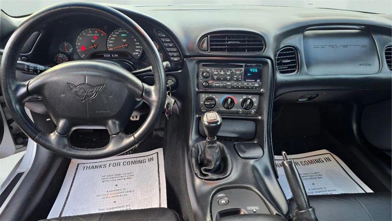 2001 Chevrolet Corvette Base