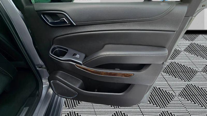 2020 Chevrolet Suburban 4WD LT