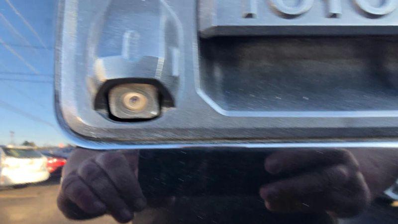 2014 Toyota Tundra SR5 5.7L V8