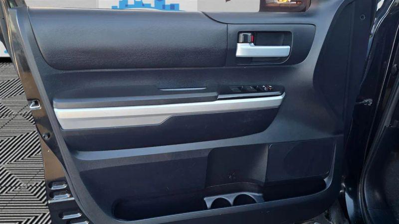 2014 Toyota Tundra SR5 5.7L V8