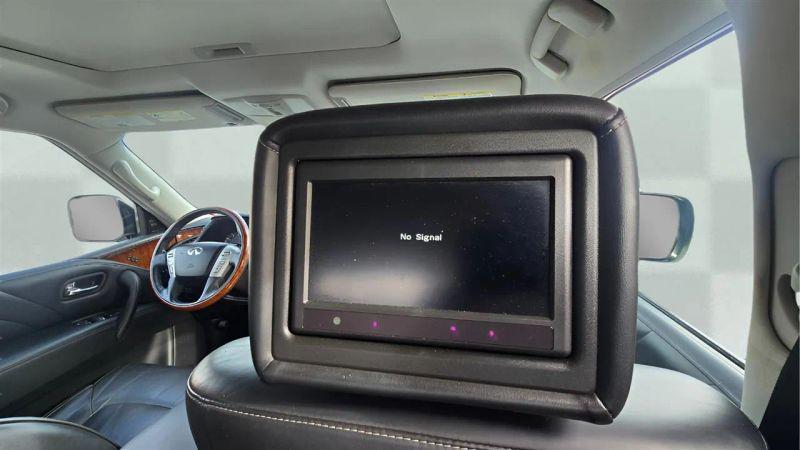 2015 INFINITI QX80 Base