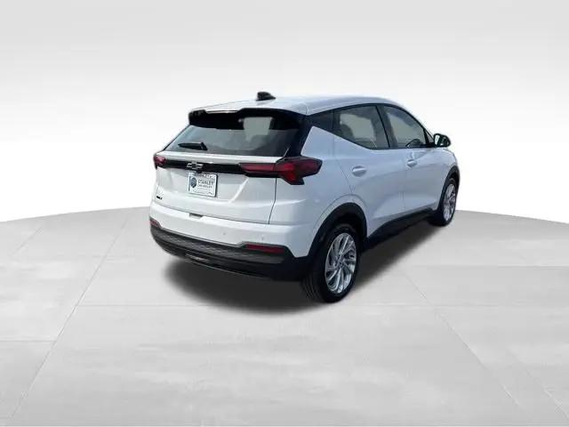 2027 Chevrolet Bolt LT FWD