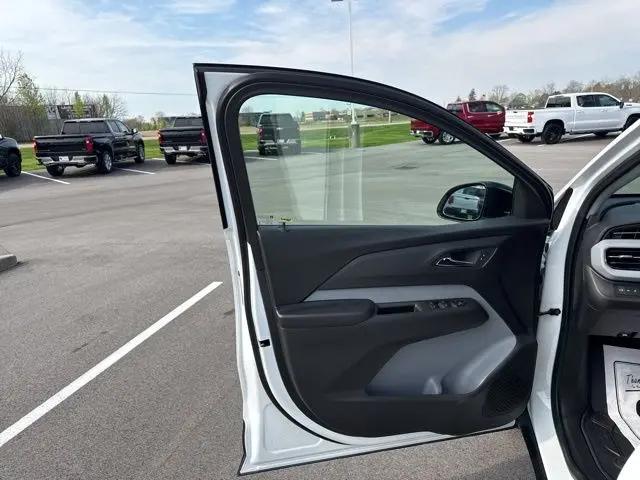 2027 Chevrolet Bolt LT FWD