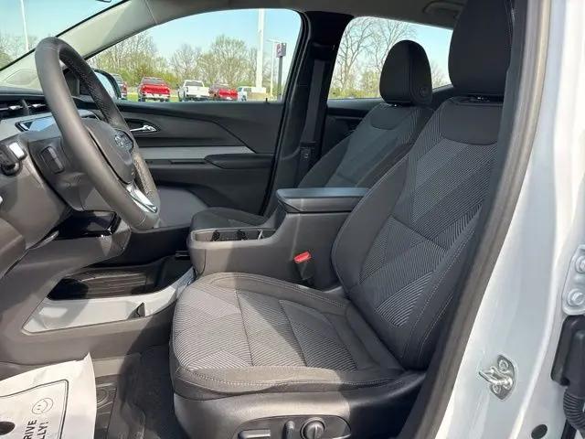 2027 Chevrolet Bolt LT FWD