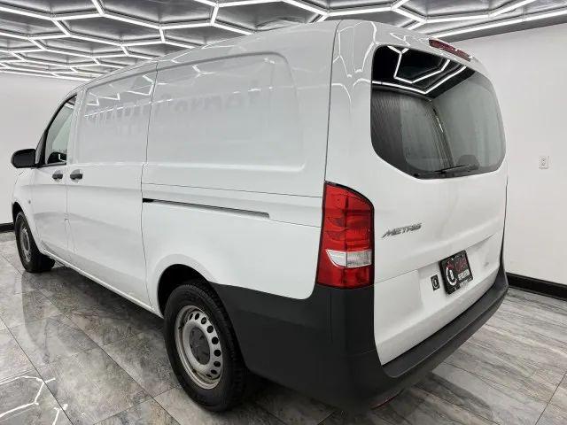 2022 Mercedes-Benz Metris Base