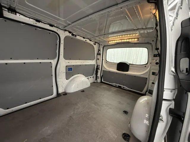 2022 Mercedes-Benz Metris Base