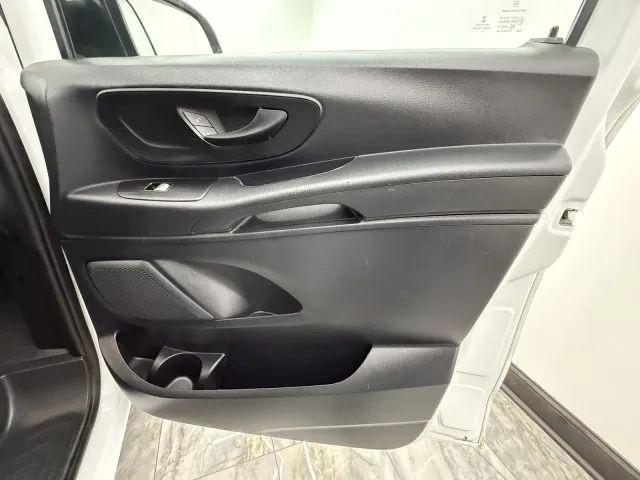 2022 Mercedes-Benz Metris Base