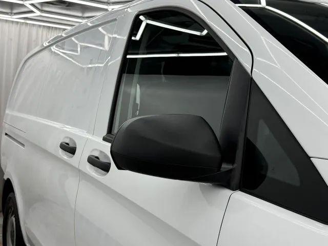 2022 Mercedes-Benz Metris Base