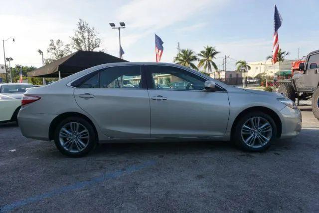 2015 Toyota Camry SE