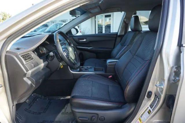 2015 Toyota Camry SE