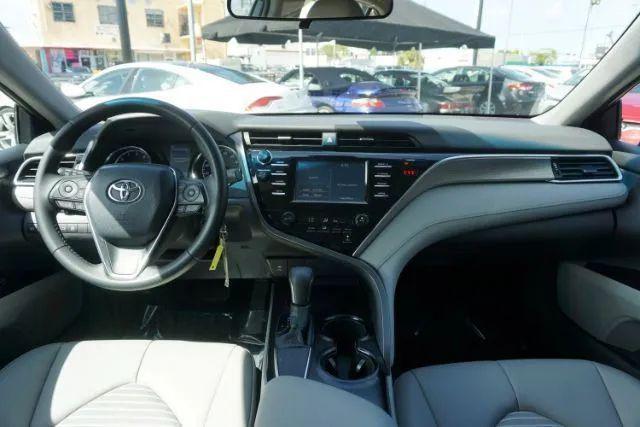 2018 Toyota Camry SE
