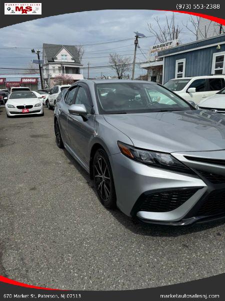 2023 Toyota Camry SE AWD