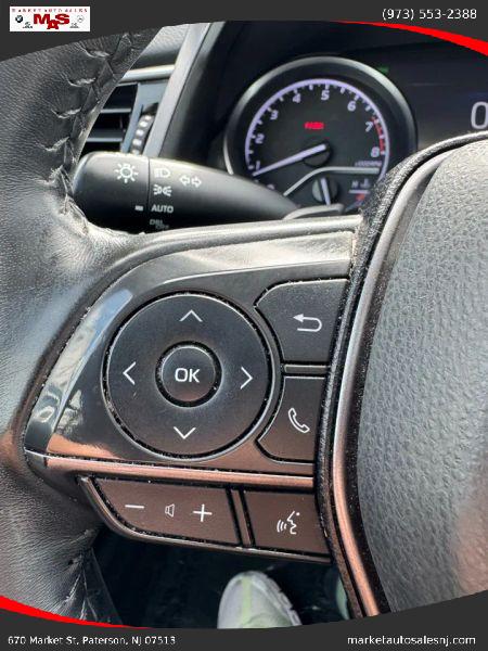 2023 Toyota Camry SE AWD