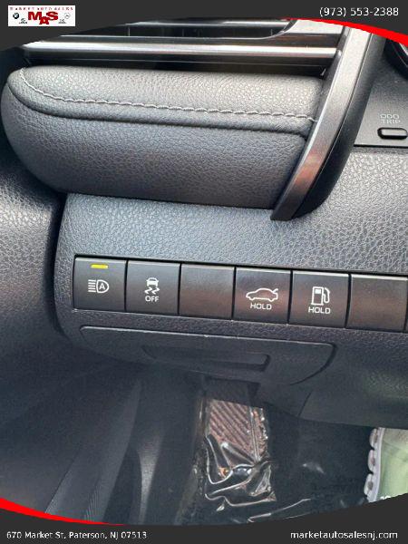 2023 Toyota Camry SE AWD