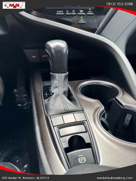 2023 Toyota Camry SE AWD