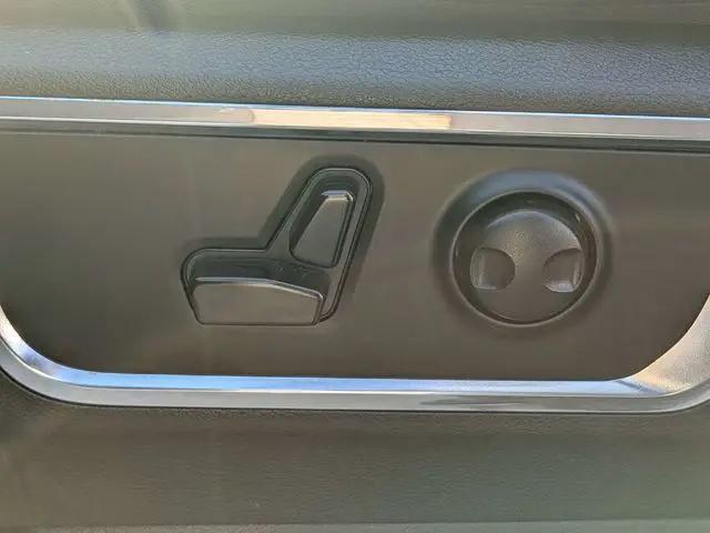 2024 Ram 1500 Laramie Crew Cab 4x4 5'7" Box