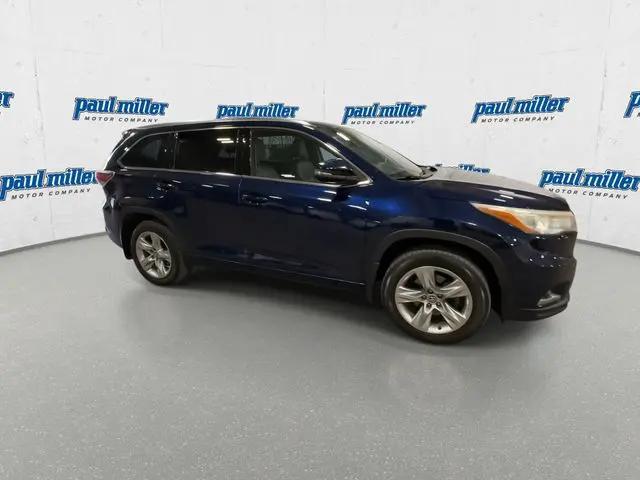 2016 Toyota Highlander Limited V6