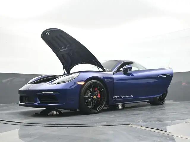 2024 Porsche 718 Cayman S