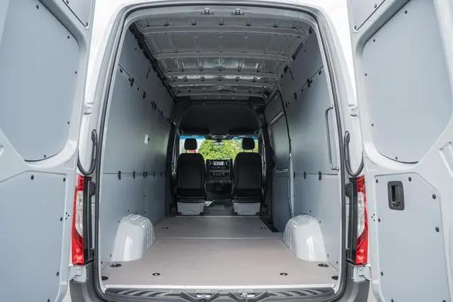 2026 Mercedes-Benz Sprinter 2500 Standard Roof 4-Cyl Diesel HO
