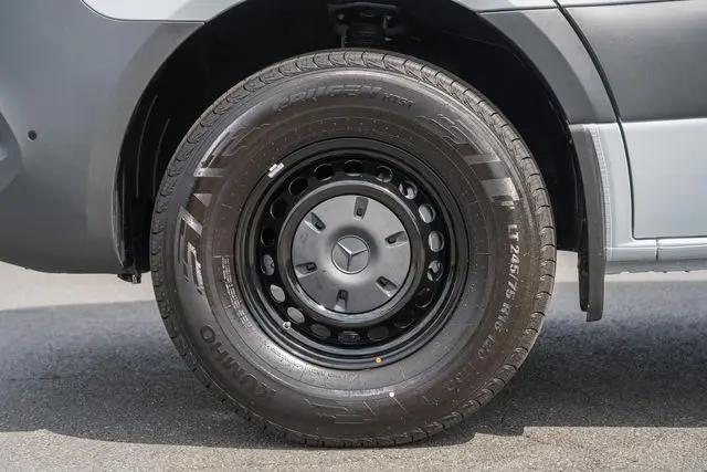 2026 Mercedes-Benz Sprinter 2500 Standard Roof 4-Cyl Diesel HO