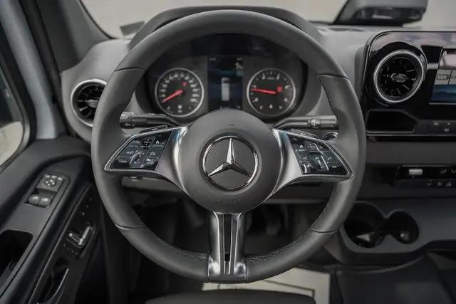 2026 Mercedes-Benz Sprinter 2500 Standard Roof 4-Cyl Diesel HO