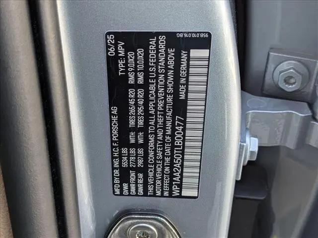 2026 Porsche Macan T