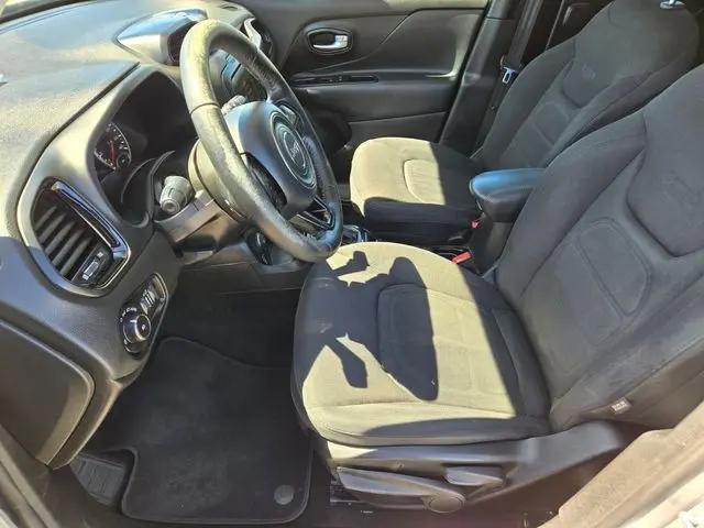 2017 Jeep Renegade Altitude 4x4