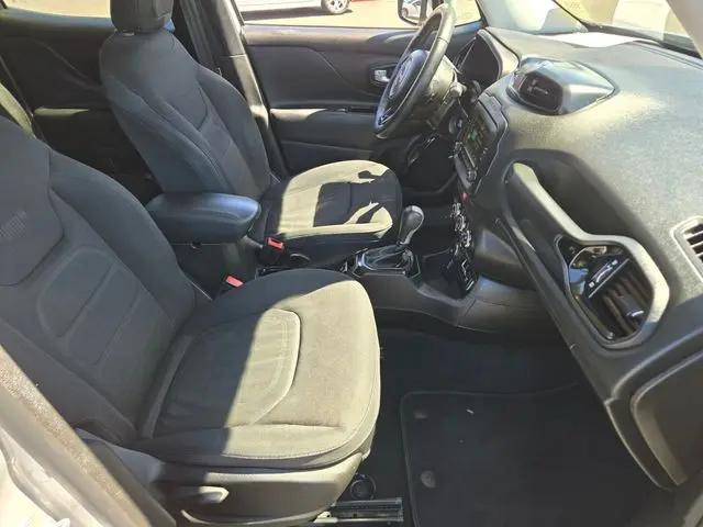 2017 Jeep Renegade Altitude 4x4