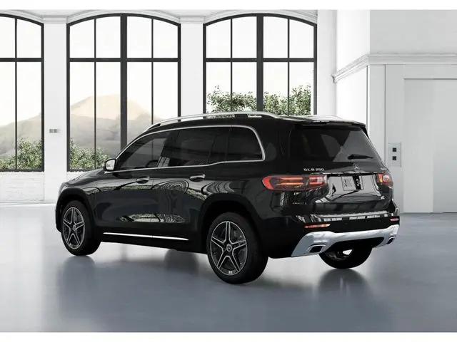 2026 Mercedes-Benz GLB 4MATIC