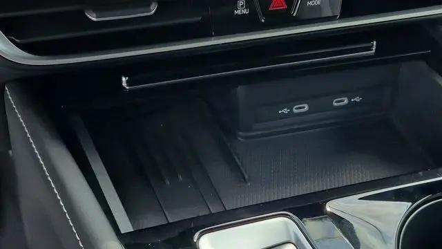 2026 Volkswagen Atlas Cross Sport SEL Premium R-Line