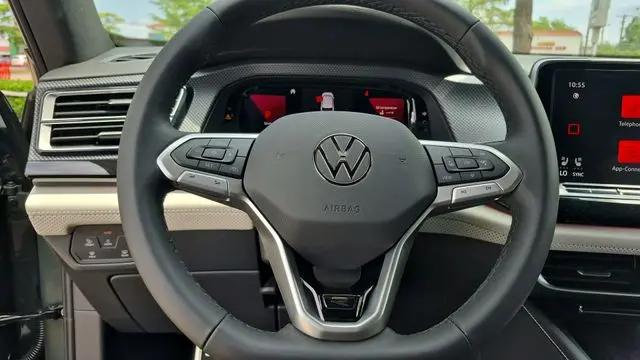 2026 Volkswagen Atlas Cross Sport SEL Premium R-Line