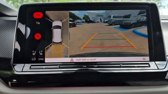 2026 Volkswagen Atlas Cross Sport SEL Premium R-Line