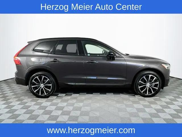 2025 Volvo XC60 B5 Plus