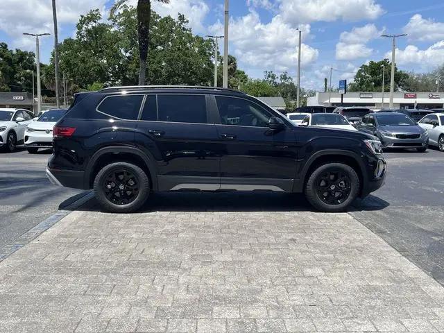 2026 Volkswagen Atlas Peak Edition