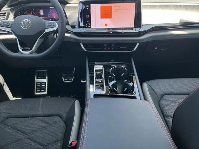 2026 Volkswagen Atlas Peak Edition